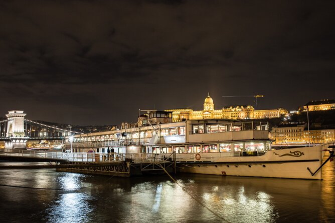 10PM Budapest Danube Cruise with Live Music & Food or Drinks - The opening view: Parliament and the central Danube