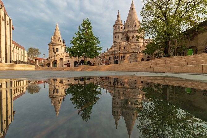 4 hours long private minivan tour in Budapest - Heroes’ Square and Vajdahunyad Castle