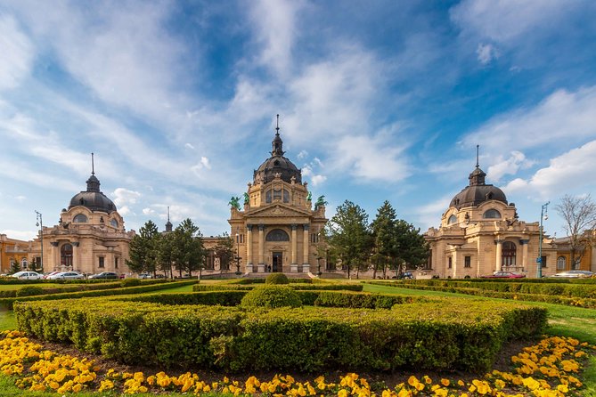 4 hours long private walking tour in Budapest - Heroes’ Square and Andrassy Avenue: Budapest in formal dress