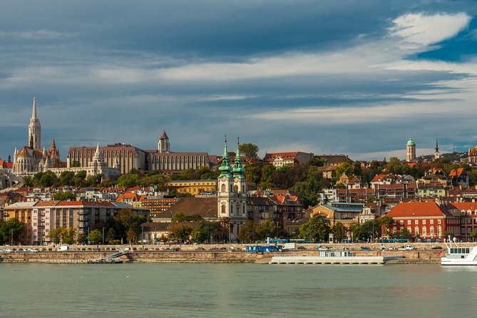 4 hours long private walking tour in Budapest - The Opera House and St. Stephen’s Basilica in central Pest