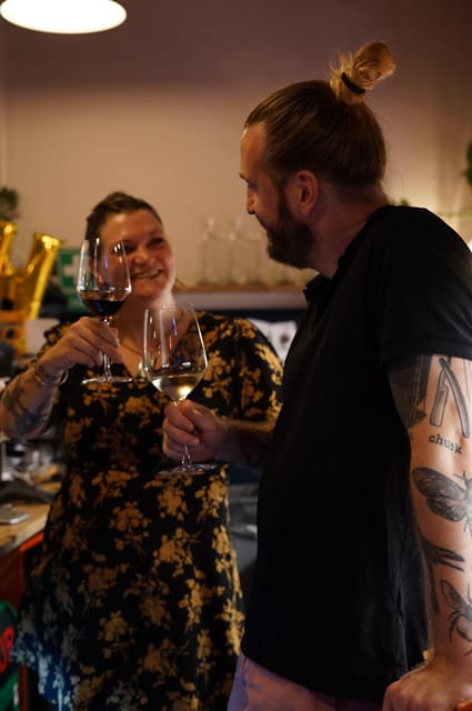 8-Tier Hungarian Wine Tasting in a Cozy Downtown Wine Bar - Entering Bortodoor in central Budapest
