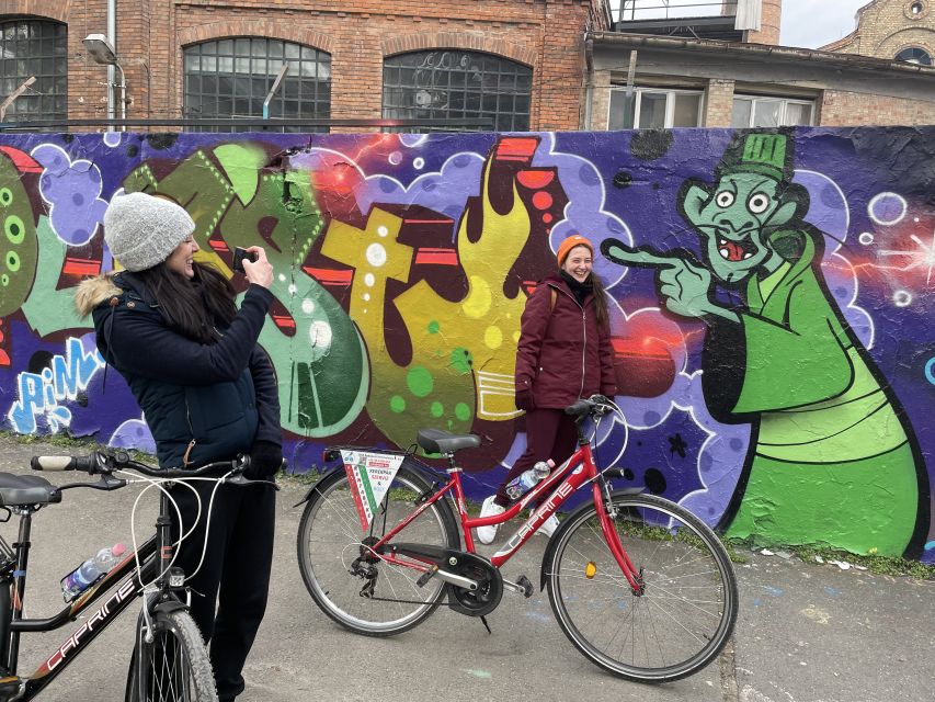 Alternative Bike tour: Graffiti Wall and Peace - A scavenger hunt that keeps the ride active