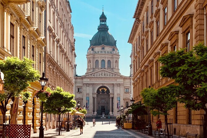 Best of Budapest Tour - Crossing the Chain Bridge into the Castle Quarter