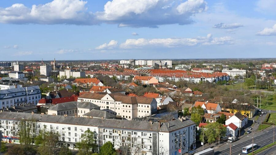 Best of Debrecen: Private Walking Tour with a Local - Private, flexible, and accessible