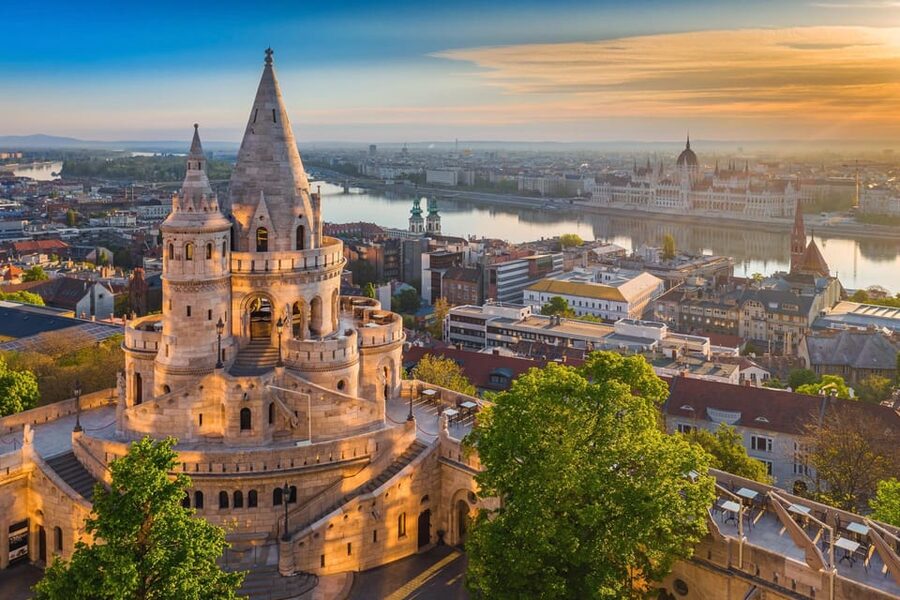 Buda Castle District and Matthias Church Private Tour - Fisherman’s Bastion and the Danube panorama