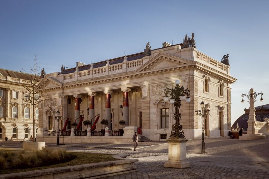 Buda Castle: Hungarian Delicacies & Historical Exhibition - The Royal Guard Café Meal