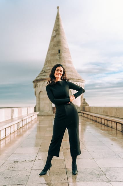 Buda Castle: Private photoshoot with a local guide - Who will enjoy this experience most