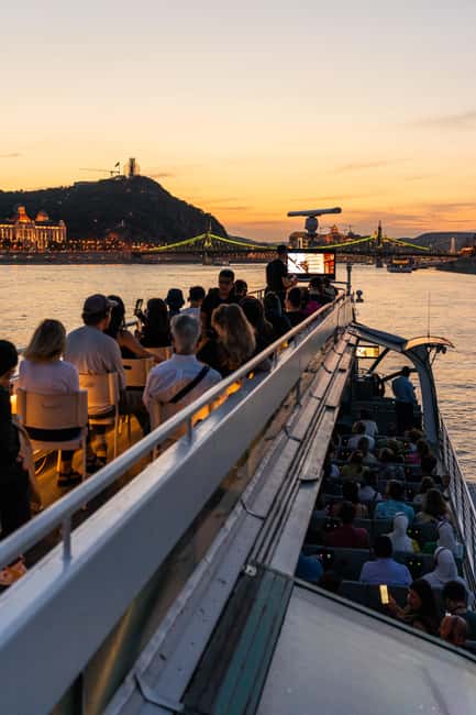 Budapest: 1-Hour Evening Sightseeing Cruise with Drink - Key points before you book