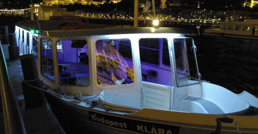Budapest: 1-Hour Private Boat Cruise - Who will enjoy this most?