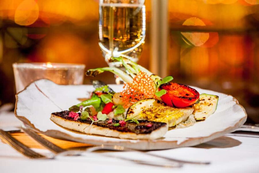 Budapest: 2-Course Dinner for 2 on a Boat Restaurant - Is $121 for two good value?
