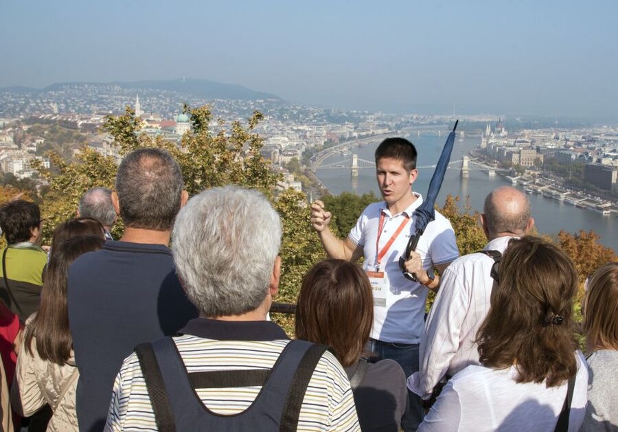 Budapest: 3-Hour Trabant Sightseeing Tour - Choosing the normal Budapest sightseeing route
