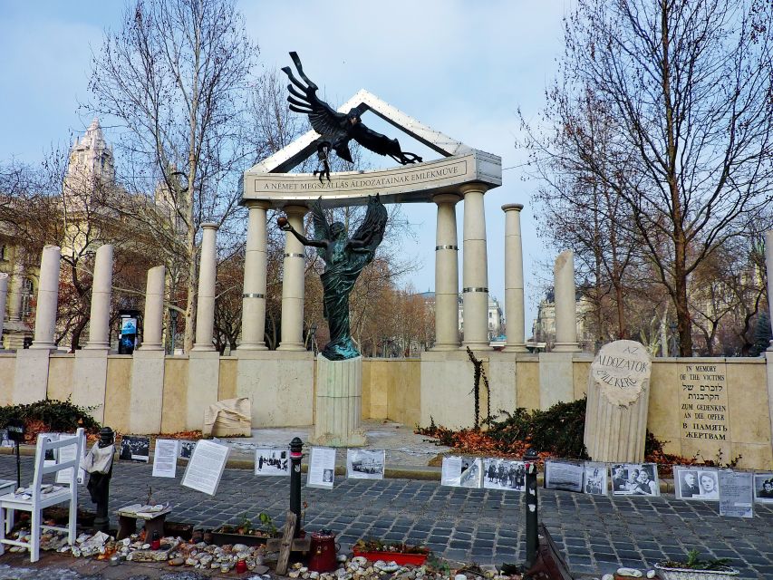 Budapest: 3-Hour Walking Tour About Communism (Small Group) - Starting at Deák tér, Budapest’s crossroads