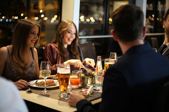 Budapest 4 course Dinner Cruise with Bar Piano and Welcome Drink - The meal: four courses, with some important limits