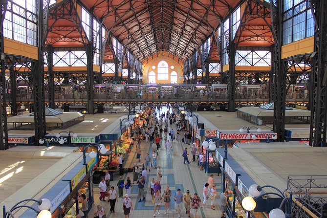 Budapest 4 Hour Tour with a Local: Private & Custom, See the City Unscripted - Who should book this Budapest tour?