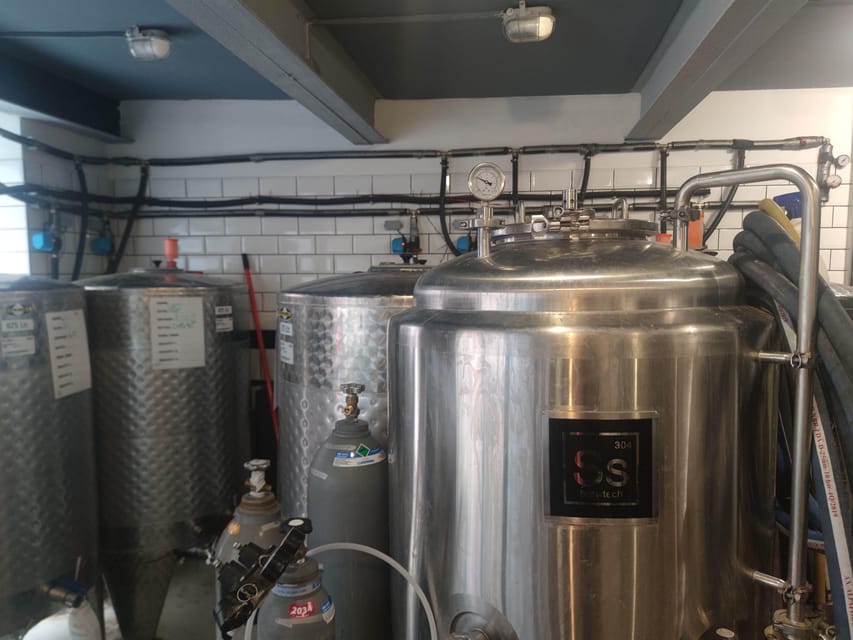 Budapest: 9-tier Hungarian & Craft Beer Tasting w/ snacks - Is $46 a good value?