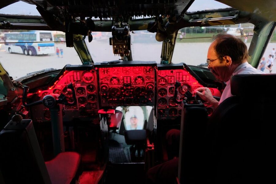 Budapest: Aeropark Admission Ticket - Choosing the pilot-guided option
