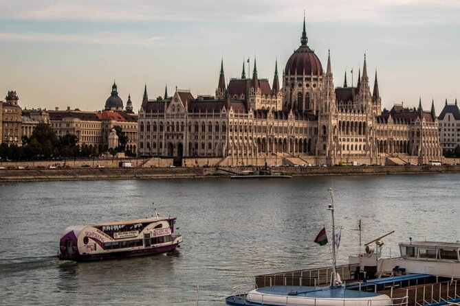 Budapest Audio Guide Cruise with Day, Sunset and Night Options - The audio guide and what to bring