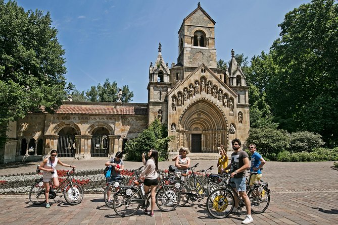 Budapest Bike Tour - St. Stephen’s Basilica and central Pest