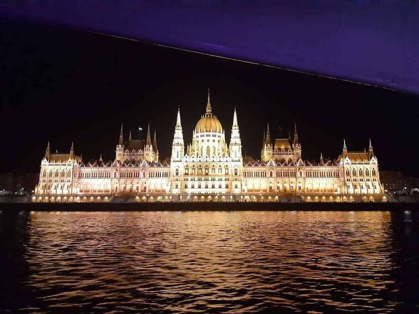 Budapest: Boat Cruise with Personal Guide and Drink - The value of having Ágnes, Erika, or Sara as your guide