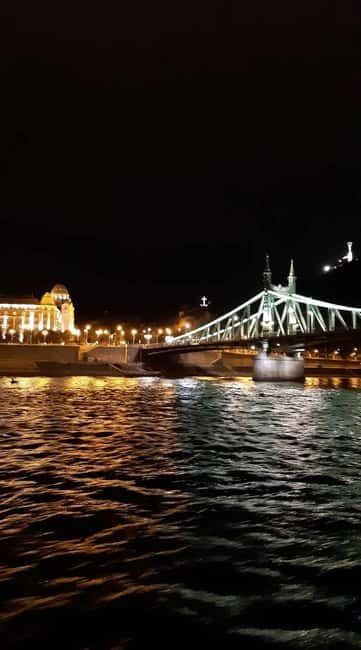 Budapest: Boat Cruise with Personal Guide and Drink - Is $24 a fair price?