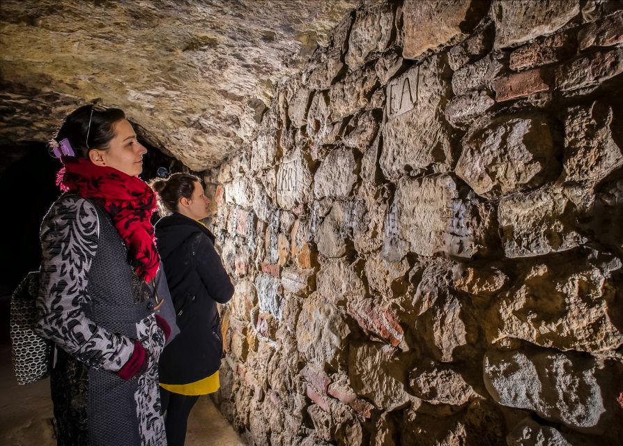 Budapest: Buda Castle Cave Tour - Temperature, clothing, and physical comfort