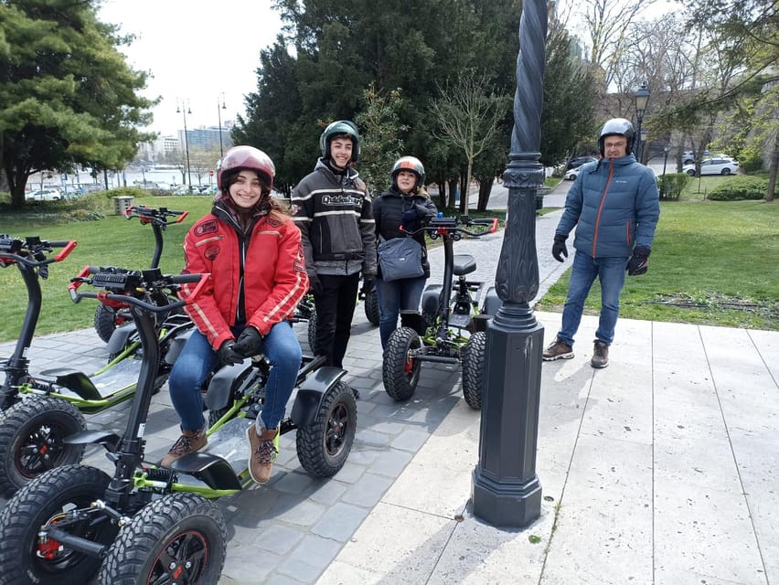 Budapest: Buda Highlights Guided Tour on Electric EZRaider - A guide makes the difference