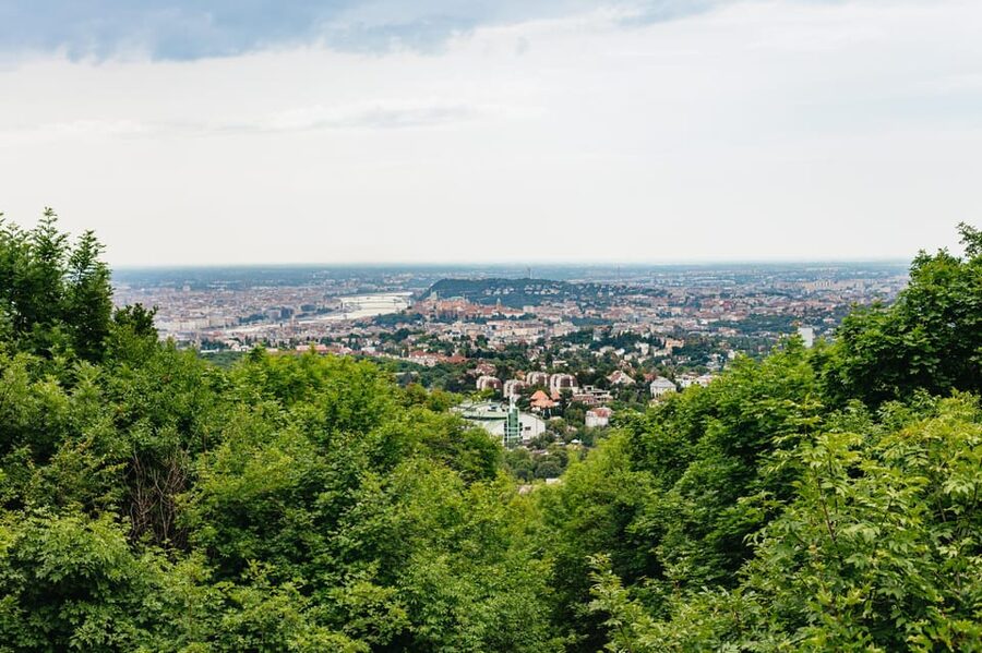Budapest: Buda Hills Guided Hiking Tour with Optional Lunch - Kis-Hárs Hill and the second panorama