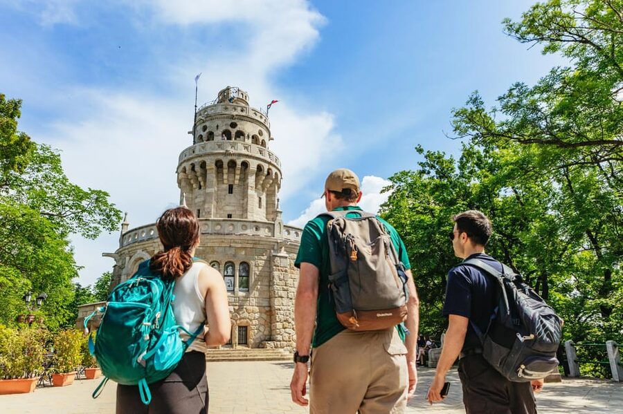Budapest: Buda Hills Guided Hiking Tour with Optional Lunch - Optional lunch: lángos, drinks, and value