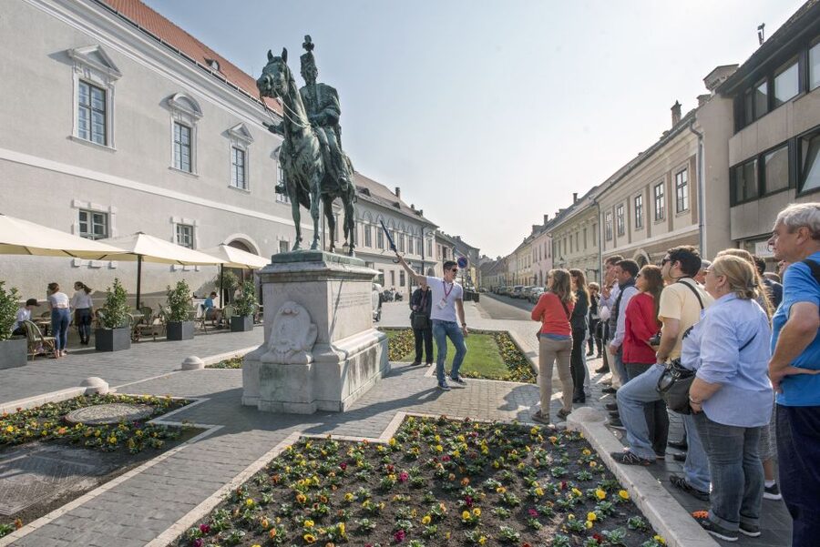 Budapest: Buda Walking Tour - Is $16 a good price?