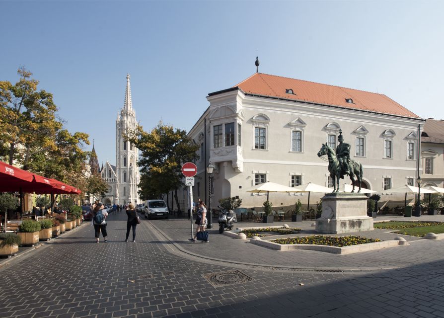 Budapest: Buda Walking Tour - A two-hour route with useful limits