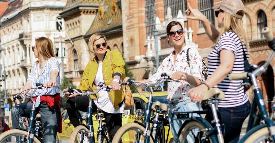 Budapest by Bike - 1 Day Bike Rental (9am-6pm) - Key points at a glance