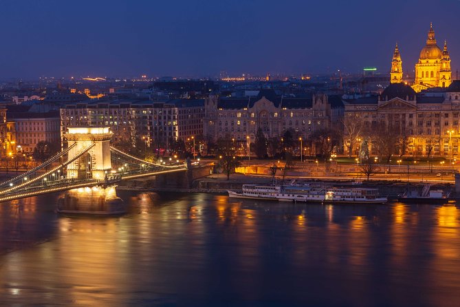 Budapest by night - private driving tour - Three hours in a private car, with room for questions