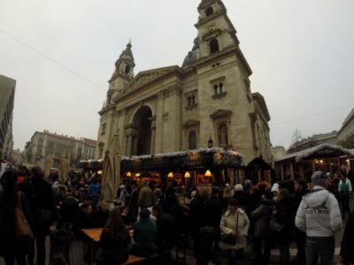 Budapest Christmas Walking Tour w Entry to Basilica