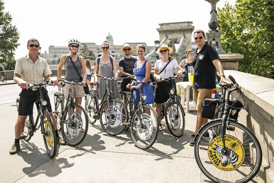 Budapest: City Bike Tour with Coffee Stop - Starting on Andrassy Boulevard near the Opera