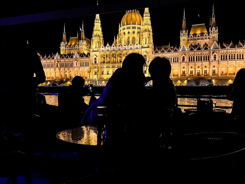 Budapest: City Highlights Cruise with Welcome Drink - Parliament from the Danube