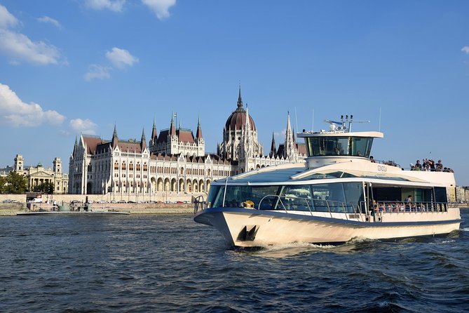 Budapest Danube Cruise with Drink, Audio Guide, Margaret Island - Why Budapest makes sense from the water