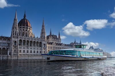 Budapest Danube Cruise with Drink, Audio Guide, Margaret Island