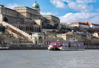 Danube River Sightseeing Cruise with Audio Guide