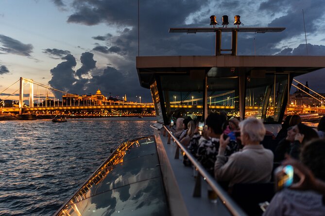Budapest Danube River Sightseeing Night Cruise with Drink - Why a night cruise works so well in Budapest
