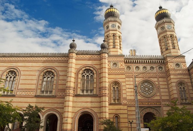 Budapest Dohany, Heroes', Rumbach synagogues & Jewish Ghetto Tour - Key points to know before booking