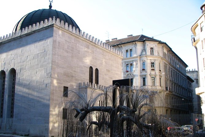 Budapest Dohany Synagogue & Hungarian Jewish Museum & free extras - Dress rules and security checks