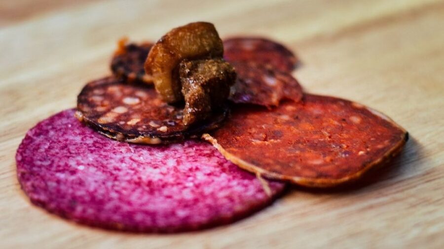 Budapest: Downtown Food Tour - Lángos at a Street-Food Stand