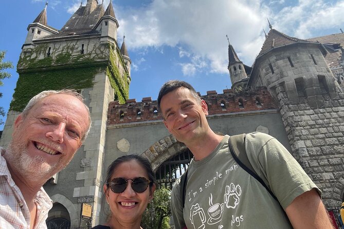 Budapest Essential Walk&Food tasting - Deák Square to the Opera House: a central Budapest beginning