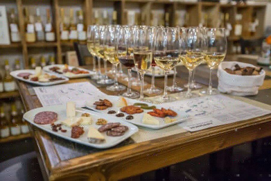 Budapest: Essentials of Hungarian Wine Tasting Class - Arriving at The Tasting Table Budapest
