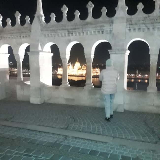 Budapest: Evening Castle Hill Tour with Fishermen's Bastion - The ride back and the value of the package