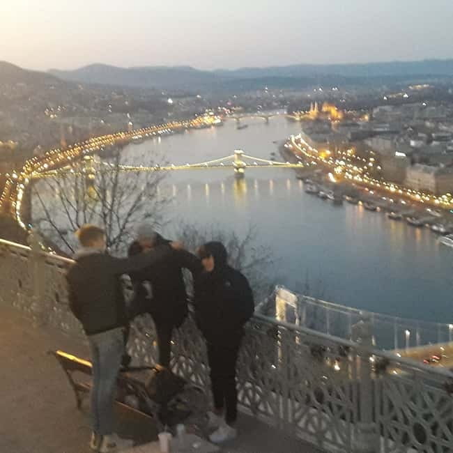 Budapest: Evening Castle Hill Tour with Fishermen's Bastion - Meeting at St. Anne Church in Batthyány tér