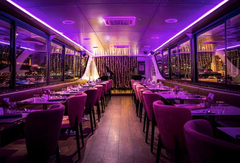 Budapest: Evening Cruise with 4-Course Dinner - Boarding At Petőfi Square