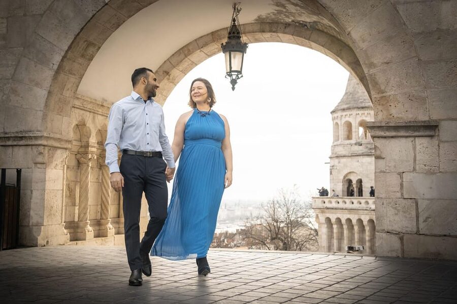 Budapest: Fast Private Photoshoot at Fisherman's Bastion - Weather and timing require a little care