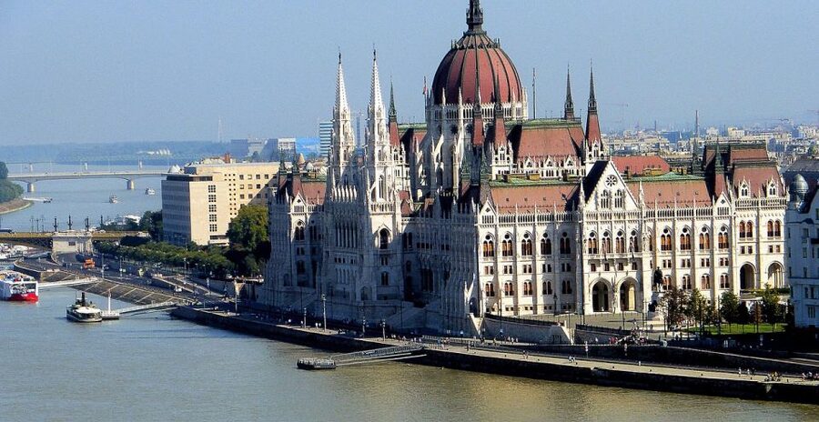 Budapest Full-Day Private Guide Services - Choosing a theme that fits your interests