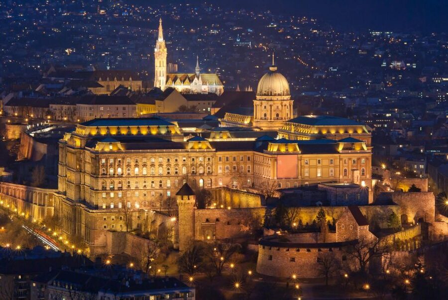 Budapest Full Day Tour - The Danube Promenade: Big Views and Useful Pauses